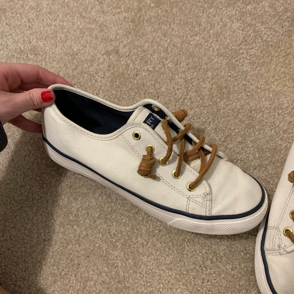 Women’s Sperrys slip on